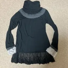 レース付きファー付き黒長袖トップス