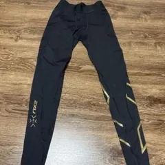 2XU インナータイツ 黒 ゴールド