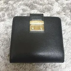 FURLA メトロポリス　レザー 二つ折り財布 黒 ゴールド金具