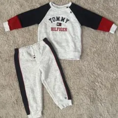 TOMMY HILFIGER 24M トレーナー・パンツセットアップ