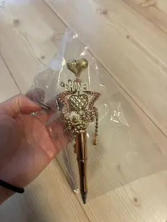 Item thumbnail for item d8268ef9-c0f3-49c8-a1b8-05b47b70964c