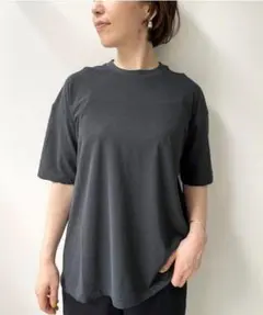 【新品・紙タグ付】GREYCHORDのリラックスTシャツのサムネイル