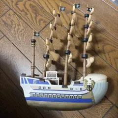 白ひげ海賊船　フィギュア