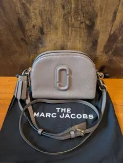 MARC JACOBS シルバー カメラバッグ Amazon | Marc Jacobs レディース スナップショット カメラバッグ