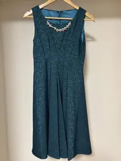 お呼ばれドレス ドレス ダークグリーン フレアドレス カーディガン付き