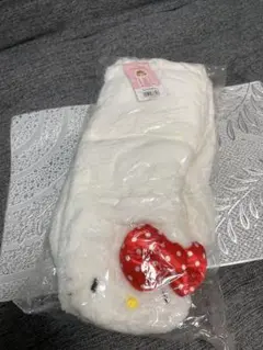 ハローキティ　大人ポケット付きマフラー