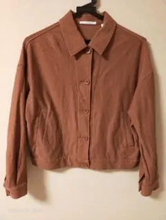 ユニクロ　ジャージーリラックスジャケット　秋冬服