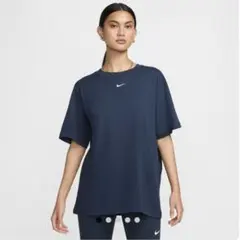 Nike ネイビー　半袖Tシャツ