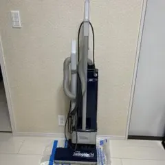 ドイツの家電メーカー、フォアベルク（Vorwerk）社のコーボルト掃除機