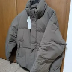 신품 미사용 品 UNIQLO シームレスダウンジャケット 다크 브라운
