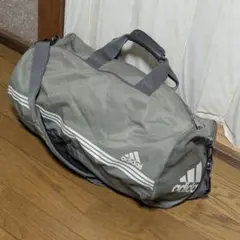 adidas ボストンバッグ 薄緑色　ビンテージ