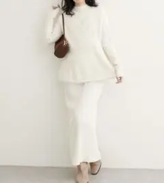 【新品】ナチュラルクチュール　フェザーペプラムベスト+リブタイトワンピースSET