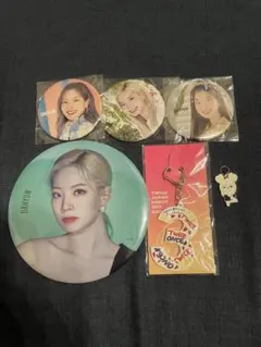 2025年最新】twiceダヒョン缶バッジセットの人気アイテム - メルカリ