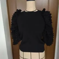 ZARA　フリル付きブラック七部袖ニット