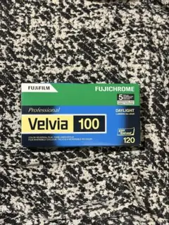 期限切れ FUJICHROME Velvia 100 120 5本