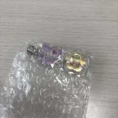 サンリオ　シークレット　おはじきシール風アクセサリー　キティ　ヘアクリップ