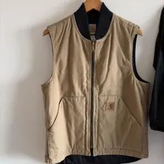 Carhartt ダック地 ベスト 中綿キルティング ベージュのサムネイル