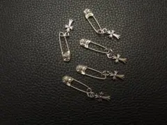 2026年最新】クロムハーツ ピンバッジの人気アイテム - メルカリ