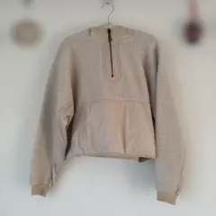 H&M sport アウター　レディース