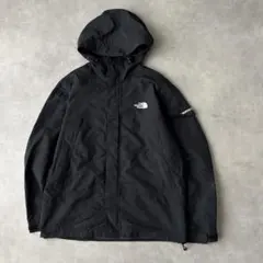 20542 THE NORTH FACE 刺繍ロゴ マウンテンパーカー 黒色