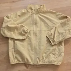 ユニクロ　ジャンパー　アウター　薄手　120cm