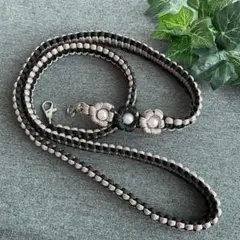 パラコード スマホショルダーストラップ お花 パールビーズ 携帯ストラップ