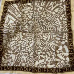FENDIフェンディハンカチーフ　大判　未使用品　56x56センチ　ミニスカーフ
