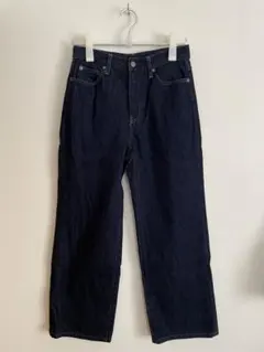 ユニクロ　ワイドストレートジーンズ