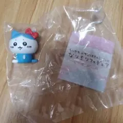 ちいかわ × サンリオ なりきりフィギュア ハチワレ×キティ