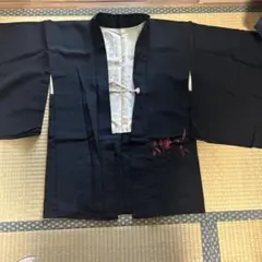 黒羽織 赤い葉の刺繍付き