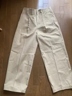 JULYNINE チノパン 　アッシュホワイト S JULYNINE チノパン アッシュホワイト S JULYNINE チノパン