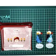 [新品未使用]レトロアクリルキーホルダー2個とポーチセット
