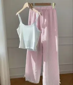 （美品）ルームウェア セットアップ キャミソール パンツのサムネイル