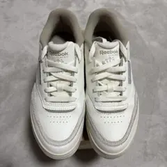 リーボック クラシックレザー スニーカー