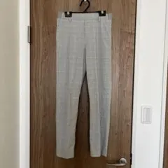 ユニクロ　EZYアンクルパンツ　Sサイズ