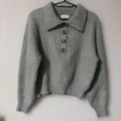 H&M グリーン ボタン付きポロネックセーター