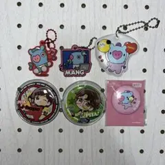 BTS BT21 J-HOPE MANG キーホルダー 缶バッジ まとめ売り