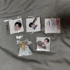 TREASURE ハルト カプセルトイ 顔アクキー 前髪クリップ アクスタ