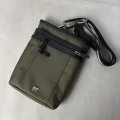 美品✨ ゴールデンベア サコッシュ ショルダーバッグ カーキ モチーフ金具のサムネイル