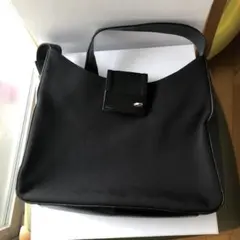 『美品』フェラガモ　ワンショルダー　銀ガンチーニ　プレート　レザー×キャンバス