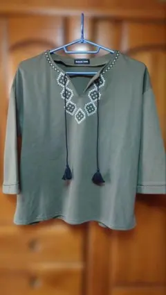 SUGAR TIME 刺繍入り 七分袖トップス