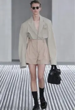 希少カラー　 PRADA 24ss コレクションピース　コットンショーツ プラダのサムネイル