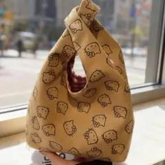 新品未使用 キティちゃん♡ハンドバッグ♡便利なサイズ♡