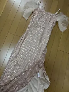 スパンコール　ドレス