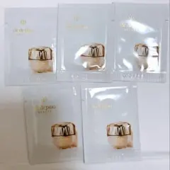 クレドポーボーテ ル・フォンドゥタン サンプル 17個セット ル・フォンドゥタンn Cle de Peau Beaute（クレ・ド・ポー