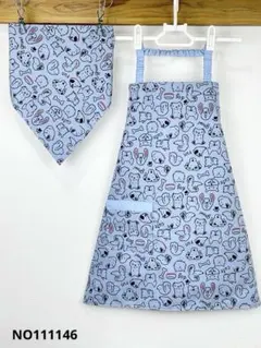 ブルーの動物柄の可愛いリバーシブルハンドメイド子供エプロンと三角巾のセット