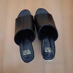 CECIL McBEE　最終お値下げのサムネイル