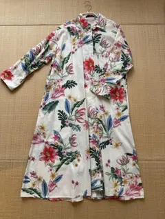 ZARA ワンピース　フラワープリント ロングシャツワンピース S