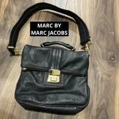 マークバイ　ショルダーバッグ　ハンドバッグ　2way 鍵　ゴールド　ブラック