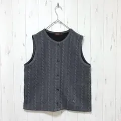 Y99 DECOY デコイ　ベスト　Ｍ　グレー　前開きボタン　クルーネック